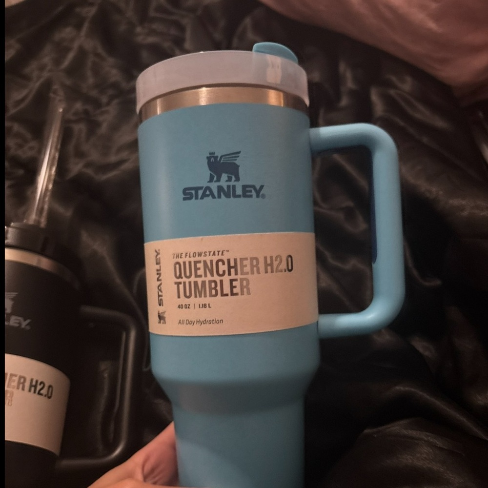Stanley Quencher H2.0 Tumbler - Sky Blue